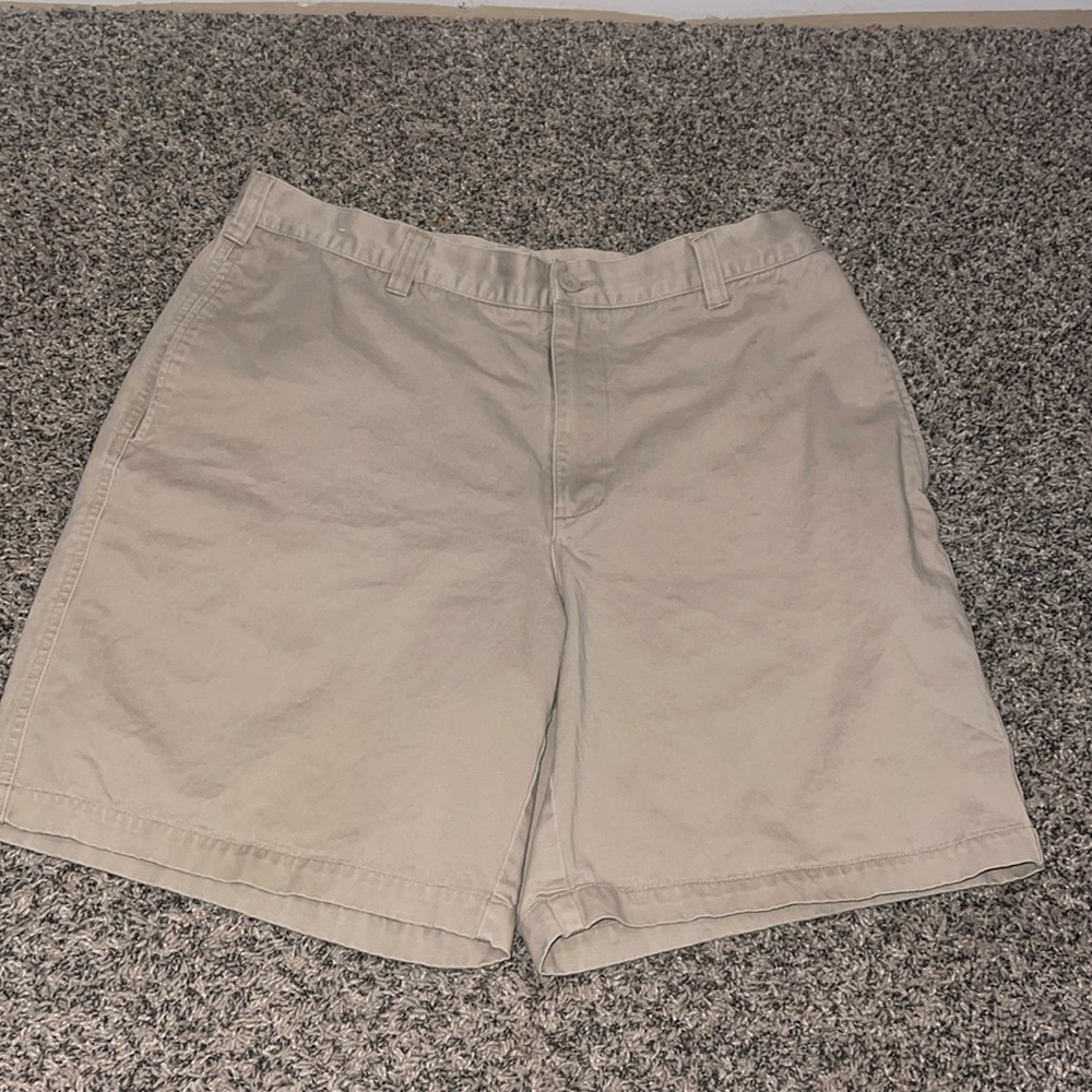 Cherokee Mens casual beige shorts size 36